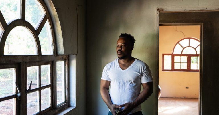 21 Years Later, Deported Back to a ‘Home’ He Barely Knew